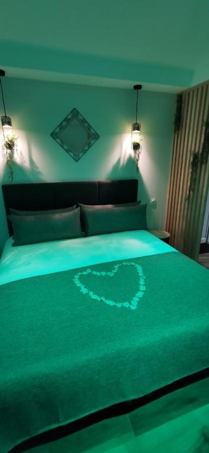 L'Essentiel - Love 5 Etoiles Talmont-Saint-Hilaire Eksteriør billede