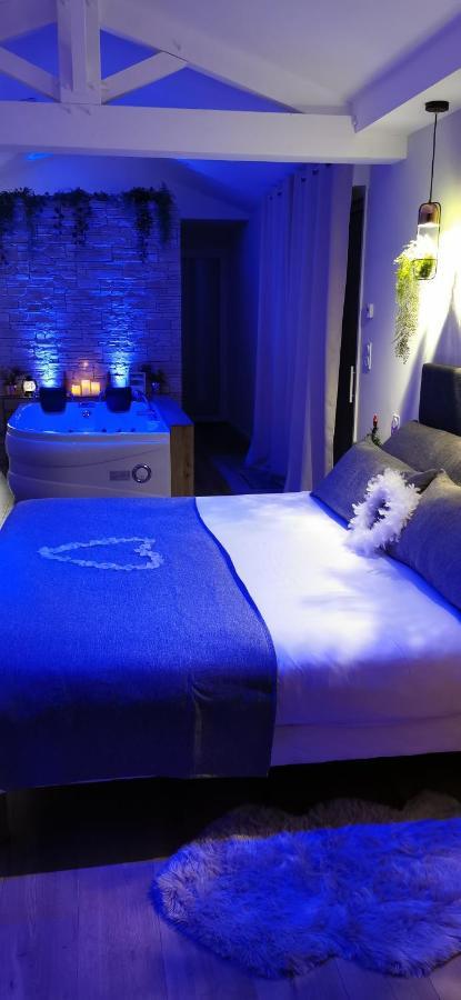 L'Essentiel - Love 5 Etoiles Talmont-Saint-Hilaire Eksteriør billede
